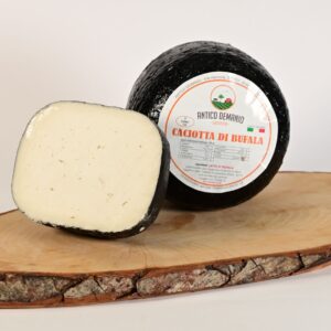Caciotta di Bufala - Formaggio Fresco Artigianale Campano